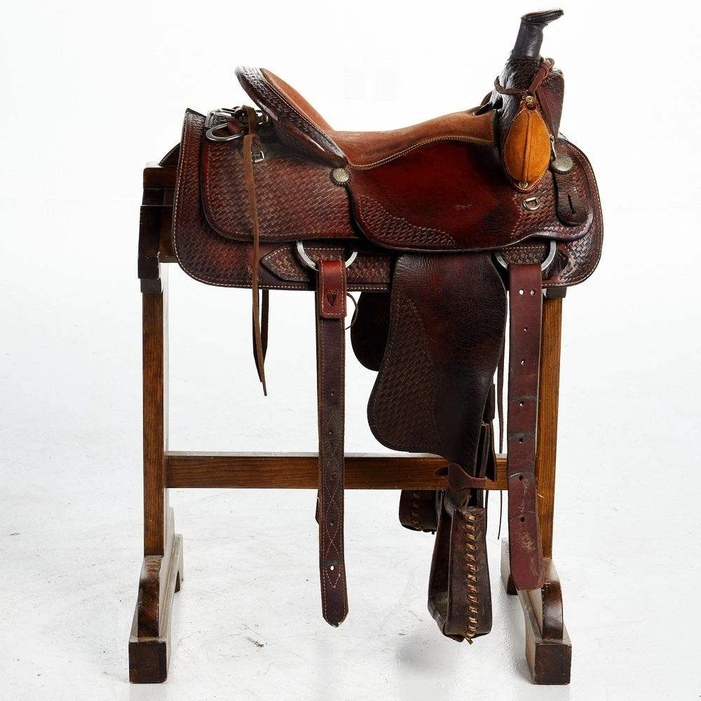 NRS Used 15.5in Frontier Ranch Roper 2 NRS Used 15.5in Frontier Ranch Roper - Image 2